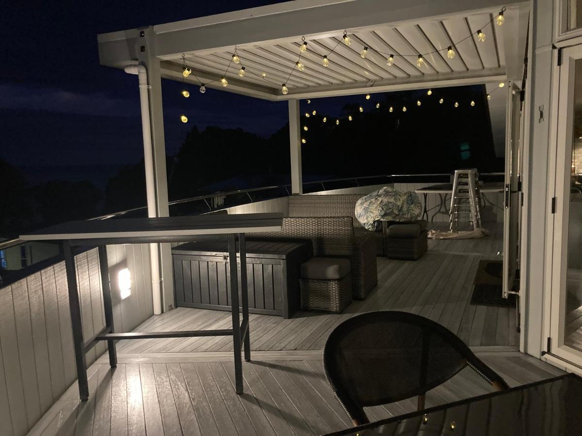 Funky Beach House With Sea And Country Views Orewa Bagian luar foto